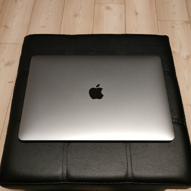 M1 Macbook Air 13inch + USBハブ&PCケース