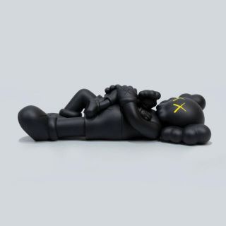 メディコムトイ(MEDICOM TOY)のKAWS HOLIDAY SINGAPORE BLACK(フィギュア)