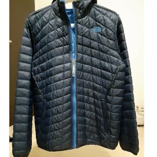 ザノースフェイス(THE NORTH FACE)のノースフェイス　リバーシブル　ジャケット　サーモボール(ダウンジャケット)