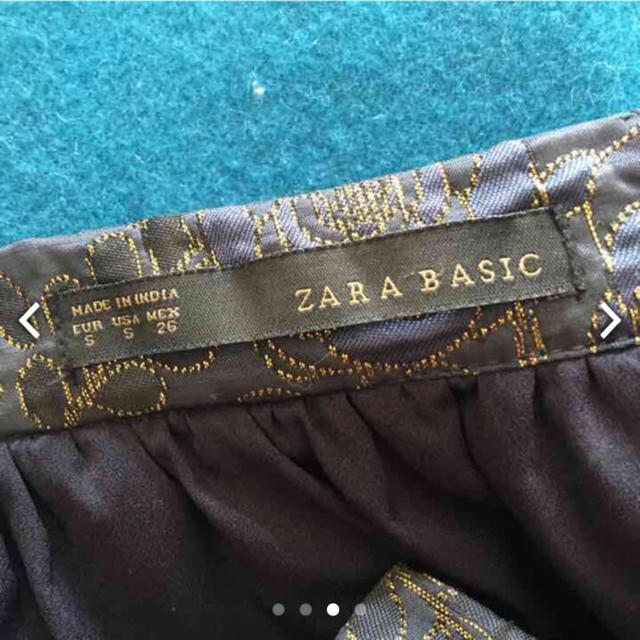 ZARA(ザラ)の値下げ！ZARA⭐️ビジュー付きミニギャザースカート  レディースのスカート(ミニスカート)の商品写真