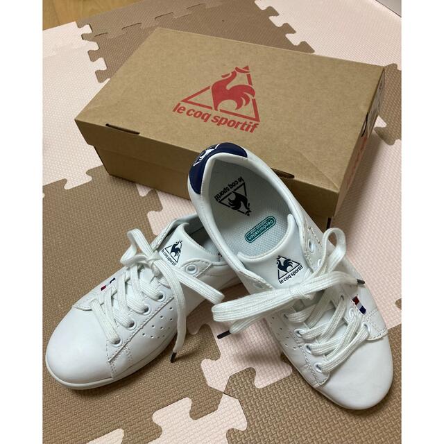 le coq sportif(ルコックスポルティフ)のルコック スポルティフ スニーカー 23.0cm 白　ネイビー レディースの靴/シューズ(スニーカー)の商品写真