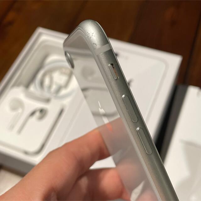 なべよしさん専用iPhone 8 Silver 64 GB docomo モテ