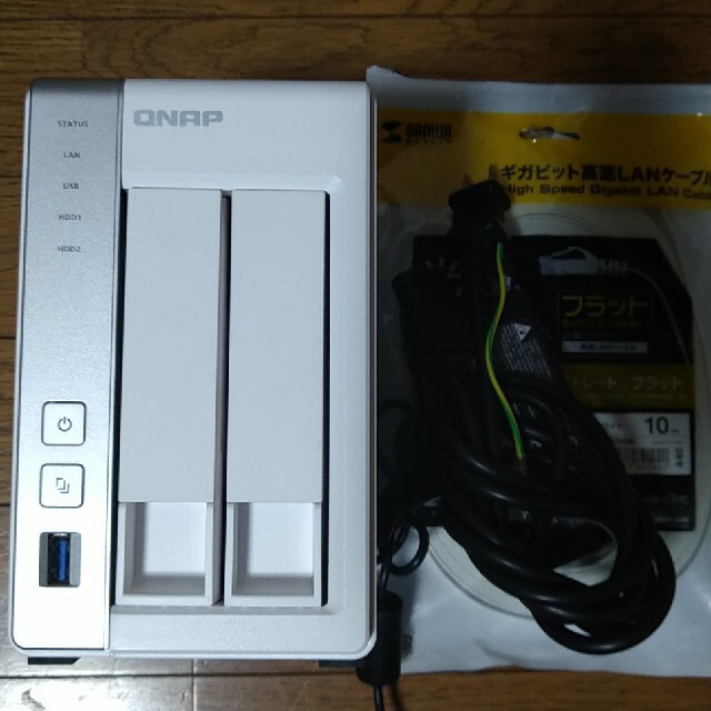 いますが QNAP(キューナップ) TS-231K 中古美品 HDD RED 4TBセットの ...