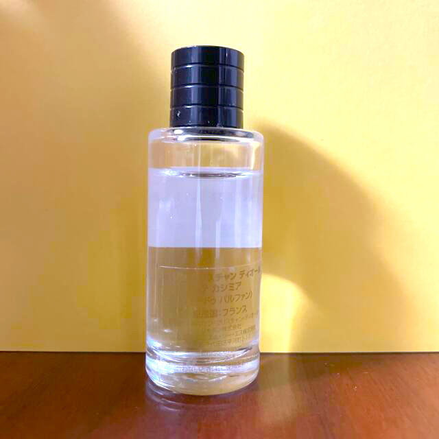 Christian Dior(クリスチャンディオール)のメゾン クリスチャン ディオール テ カシミア オードゥ パルファン 7.5ml コスメ/美容の香水(ユニセックス)の商品写真