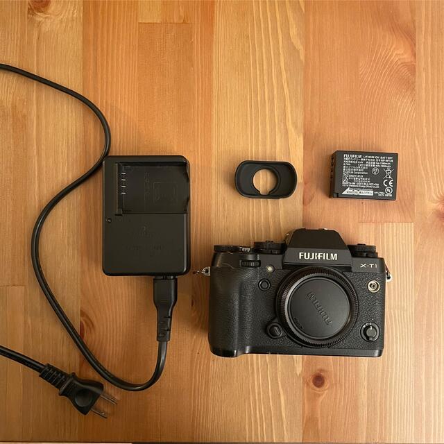 セール店舗 FUJIFILM x-t1 ミラーレス一眼 カメラ スマホ/家電/カメラ