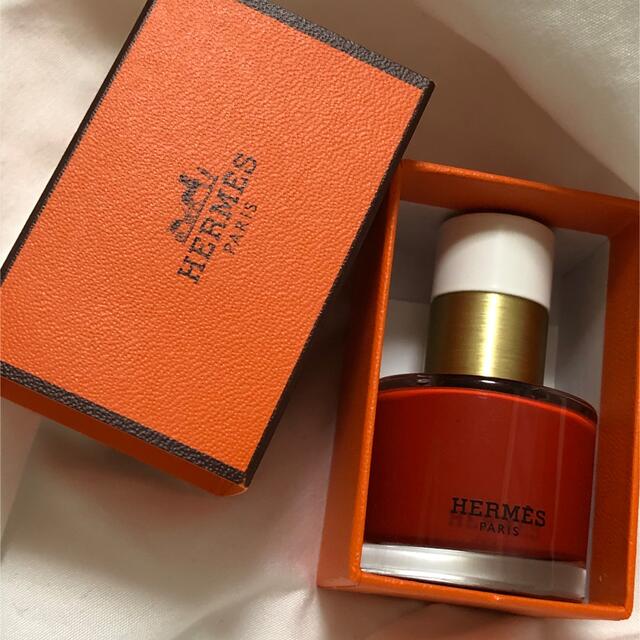 Hermes(エルメス)のエルメス 71  ネイル マニキュア 新品 コスメ/美容のネイル(マニキュア)の商品写真