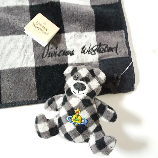 Vivienne Westwood ヴィヴィアンウエストウッド★マスコット付き