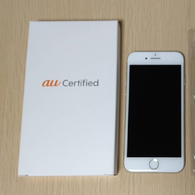 au certified] iPhone8 シルバー 64 GB - スマートフォン本体