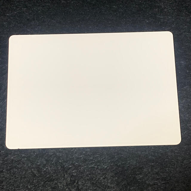 Apple(アップル)のApple Magic Trackpad 2 スマホ/家電/カメラのPC/タブレット(PC周辺機器)の商品写真