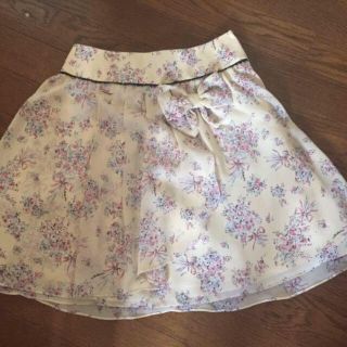 ウィルセレクション(WILLSELECTION)のウィルセレクション❤️小花柄スカート(ひざ丈スカート)