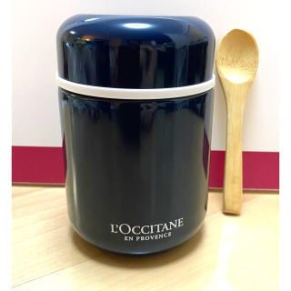 ロクシタン(L'OCCITANE)のロクシタンのノベルティのスープジャ~&スプーンとなります。(ノベルティグッズ)