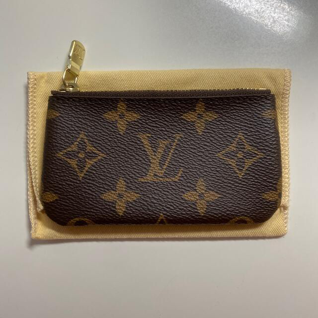 LOUIS VUITTON(ルイヴィトン)のキーケース小銭ケース メンズのファッション小物(コインケース/小銭入れ)の商品写真