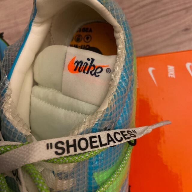 NIKE(ナイキ)の新品同様★NIKE off-white ワッフル レーサー 24.5 スニーカー メンズの靴/シューズ(スニーカー)の商品写真