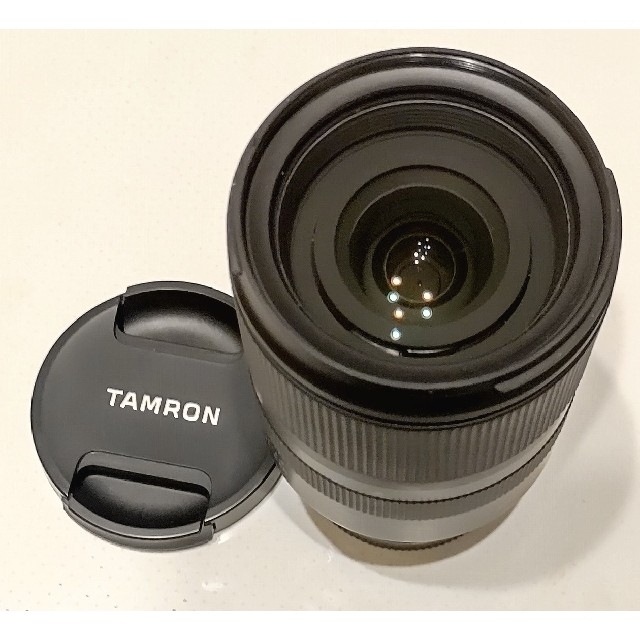 TAMRON(タムロン)のタムロン 17-70mm F/2.8 Di III-A VC RXD B070 スマホ/家電/カメラのカメラ(レンズ(ズーム))の商品写真