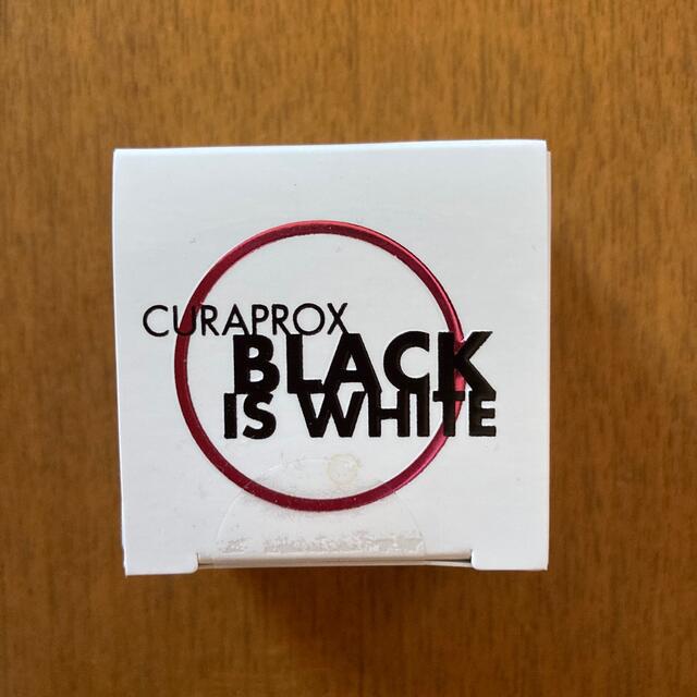【新品・未使用】クラプロックス BLACK IS WHITE（粉はみがき） コスメ/美容のオーラルケア(歯磨き粉)の商品写真
