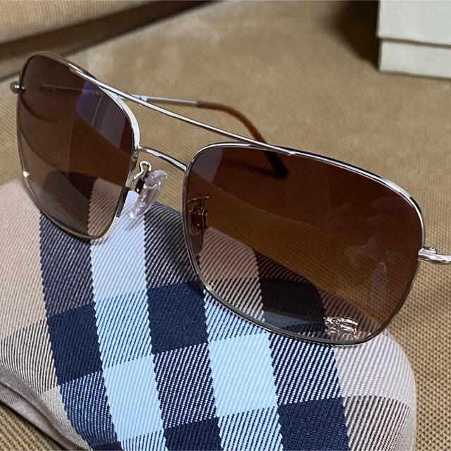T442 【未使用品】Burberry サングラス-