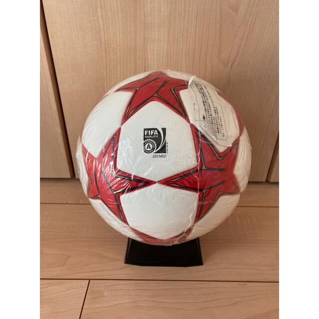 adidas(アディダス)の2011 London WEMBLEY  ボール  フィナーレ　アディダス　新品 スポーツ/アウトドアのサッカー/フットサル(ボール)の商品写真