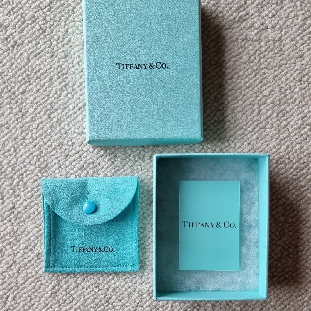 Tiffany & Co.(ティファニー)のティファニー　Tiffany　空き箱　アクセサリーケース　プレゼント レディースのバッグ(ショップ袋)の商品写真