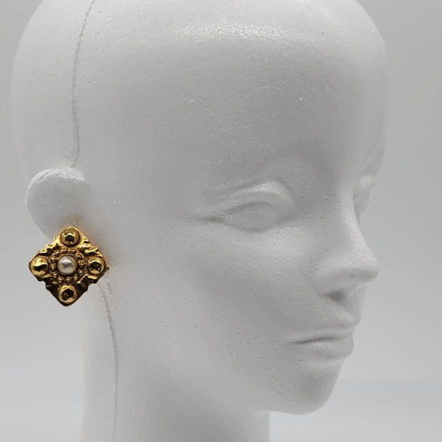 CHANEL - 確実正規品 シャネル ひし形 ゴールド イヤリング