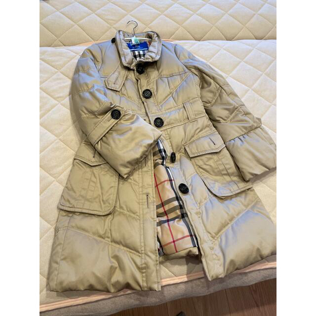 BURBERRY BLUE LABEL(バーバリーブルーレーベル)の【お値下げしました！】バーバリーブルーレーベル　ダウンコート レディースのジャケット/アウター(ダウンコート)の商品写真