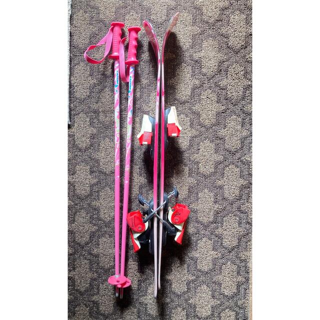 【るるる様専用】キッズ用 カービングスキーセット 女の子 スポーツ/アウトドアのスキー(板)の商品写真