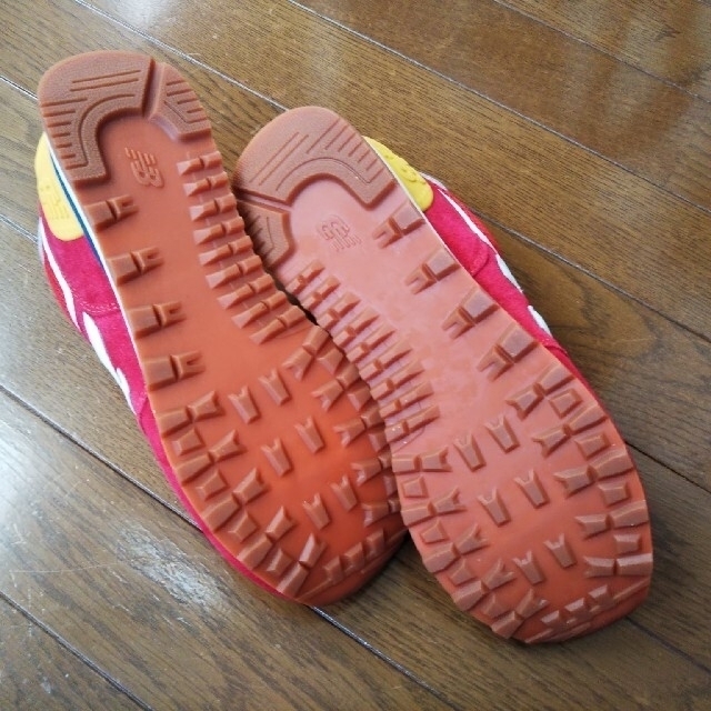 【 新品! 】 new balance レディース スニーカー 23.5㎝ 5