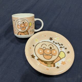 アンパンマン(アンパンマン)のアンパンマン、染付マグカップとケーキ皿(キャラクターグッズ)