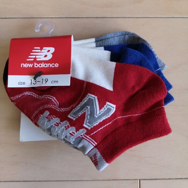 New Balance(ニューバランス)の靴下13〜19cm キッズ/ベビー/マタニティのこども用ファッション小物(靴下/タイツ)の商品写真