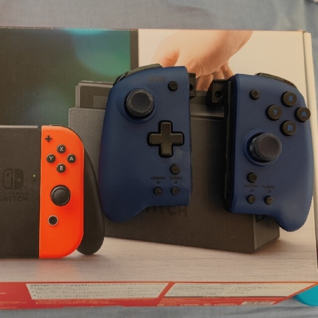 初期型Switch sonyヘッドホンHORIグリップ付き