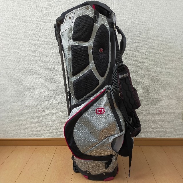 OGIO オジオ スタンドキャディバッグ スポーツ/アウトドアのゴルフ(バッグ)の商品写真