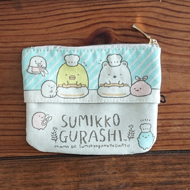 すみっコぐらし ☆ティッシュポーチ 美品☆ エンタメ/ホビーのおもちゃ/ぬいぐるみ(キャラクターグッズ)の商品写真