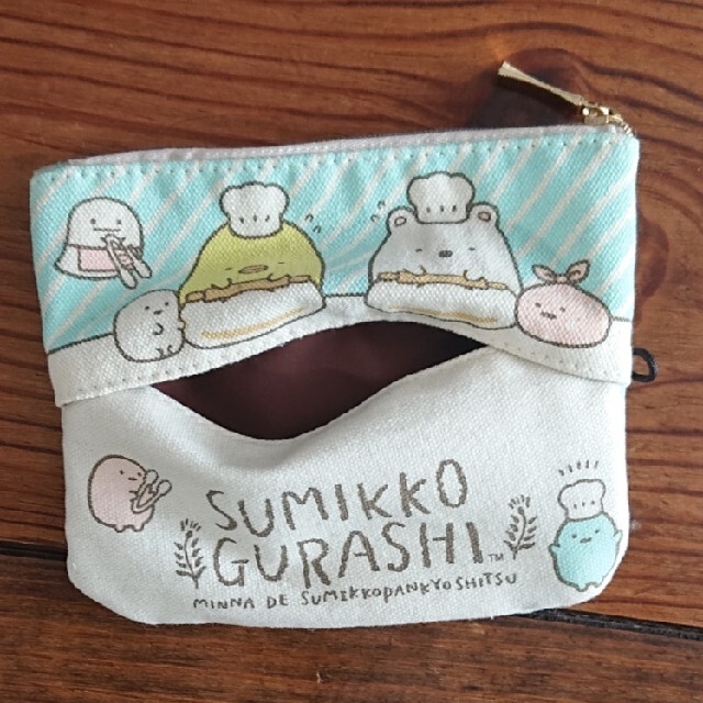 すみっコぐらし ☆ティッシュポーチ 美品☆ エンタメ/ホビーのおもちゃ/ぬいぐるみ(キャラクターグッズ)の商品写真