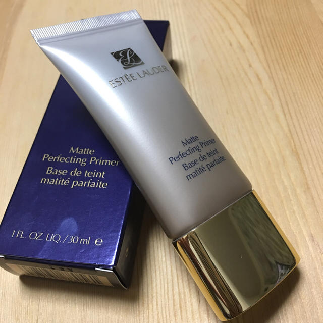 Estee Lauder(エスティローダー)の新品 エスティローダー マット パーフェクティングプライマー 下地 コスメ/美容のベースメイク/化粧品(化粧下地)の商品写真