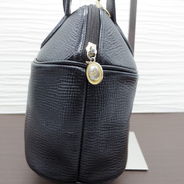 Christian Dior(クリスチャンディオール)の≪可愛い≫Christian Dior ディオール ハンドバッグ ブラック 黒 レディースのバッグ(ハンドバッグ)の商品写真