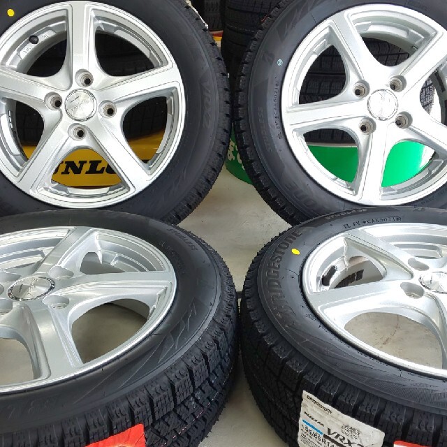 送料無料！新品ブリヂストンVRX2 155/65R14×MANARAY14インチ 2