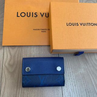 ルイヴィトン(LOUIS VUITTON)の【美品】ディスカバリー・コンパクト ウォレット　タイガラマ　ブルー(折り財布)