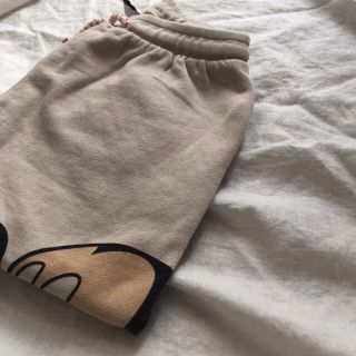 ザラキッズ(ZARA KIDS)の【zara】Disney ミッキープリントパンツ　85cm(パンツ/スパッツ)