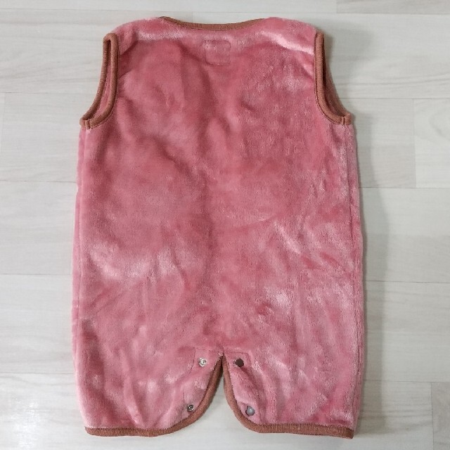 ボア素材のベスト　スリーパー キッズ/ベビー/マタニティのベビー服(~85cm)(ロンパース)の商品写真