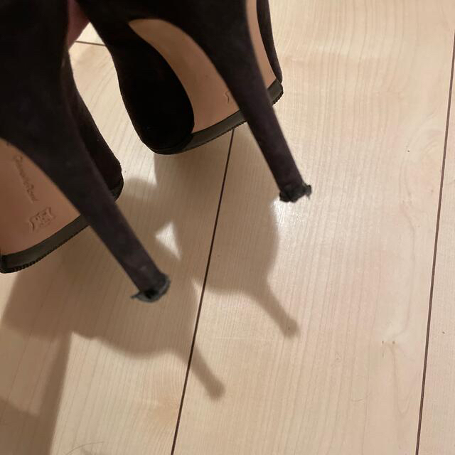 Gianvito Rossi(ジャンヴィットロッシ)のgianvito rossi パンプス　39 レディースの靴/シューズ(ハイヒール/パンプス)の商品写真