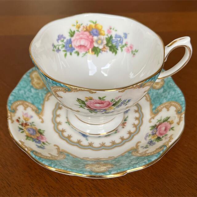 ROYAL ALBERT(ロイヤルアルバート)の【美品】ロイヤルアルバート★レディカーライル＆アスコット★C/S  ペア インテリア/住まい/日用品のキッチン/食器(食器)の商品写真