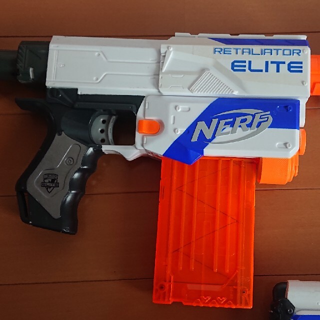 トイザらス(トイザラス)のNERF ナーフおもちゃ鉄砲 エンタメ/ホビーのミリタリー(その他)の商品写真