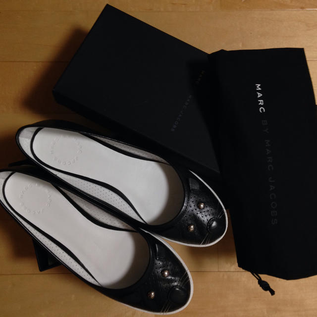 【爆売りセール開催中!】 BY MARC MARC フラットシューズ☆ ☆マウスモチーフ - JACOBS バレエシューズ 【爆売りセール開催中!】 BY MARC MARC フラットシューズ☆ ☆マウスモチーフ - JACOBS バレエシューズ