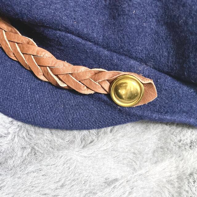 カオリノモリ(カオリノモリ)のカオリノモリ キャスケット ネイビー 紺 牛革 ベルト レディースの帽子(キャスケット)の商品写真