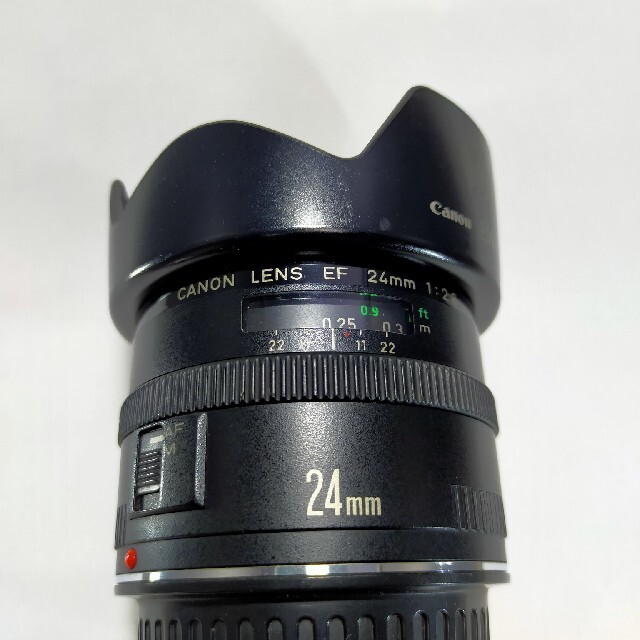 Canon EF24mm F2.8 フード、前後キャップ、marumiフィルタ付 スマホ/家電/カメラのカメラ(レンズ(単焦点))の商品写真