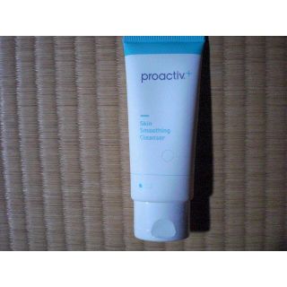 プロアクティブ(proactiv)のプロアクティブスキンスムージーング　クレンザー　６0日分　６０ｇ　洗顔料(洗顔料)