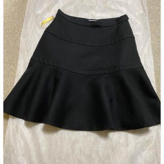 MIU MIU(ひざ丈スカート ・ ブラック/黒色系)のフリマアイテム一覧 MIU MIU(ひざ丈スカート ・ ブラック/黒色系)のフリマアイテム一覧