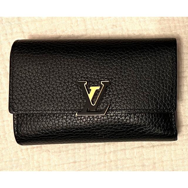 LOUIS VUITTON(ルイヴィトン)のルイ・ヴィトン　M62157  ポルトフォイユ・カプシーヌ コンパクト レディースのファッション小物(財布)の商品写真