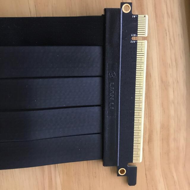 PCI-E 4.0 ライザーケーブル　PCI-E 4.0 riser cable 2