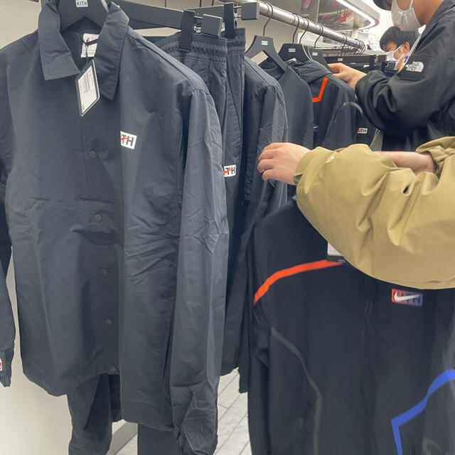 Kith Nike for New York Knicks ロンT メンズのトップス(Tシャツ/カットソー(半袖/袖なし))の商品写真