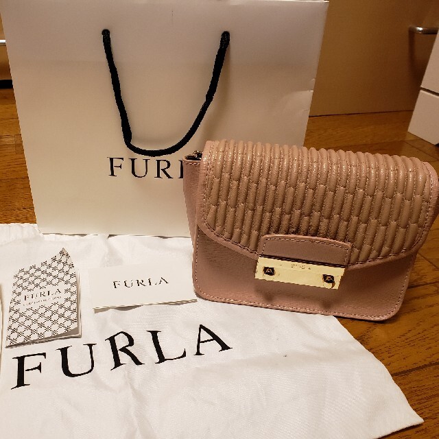 Furla(フルラ)の正規品 フルラ FURLA メトロポリス レディースのバッグ(ショルダーバッグ)の商品写真